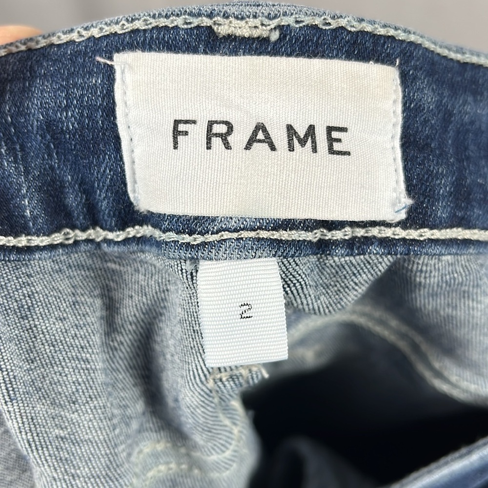 Frame Le One Crop Mini Boot Cut Jeans in Ackerman. - Picture 9 of 12